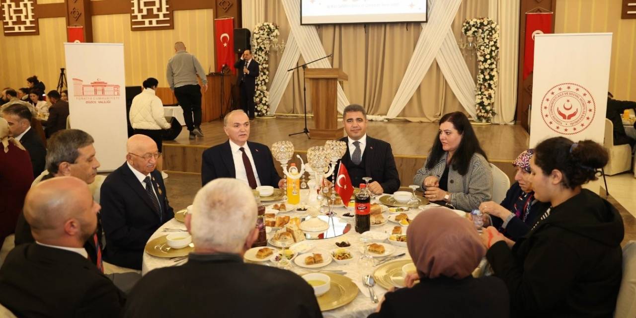 Vali Aslan, Şehit Akınları Ve Gazilerle İftar Yaptı