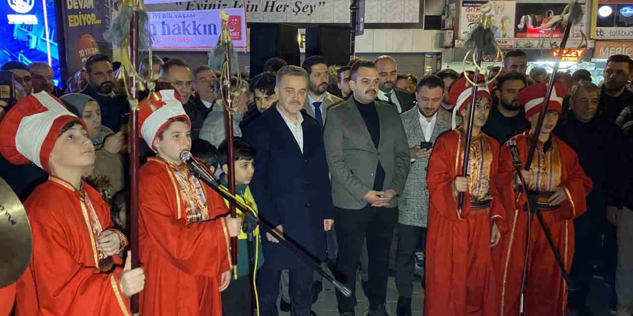 Gaziosmanpaşalılar Çanakkale Zaferini Kutladı