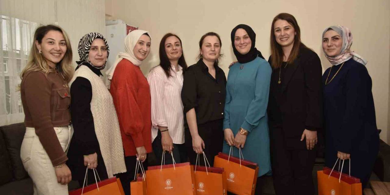 Büyükşehir Yalnız Bırakmıyor