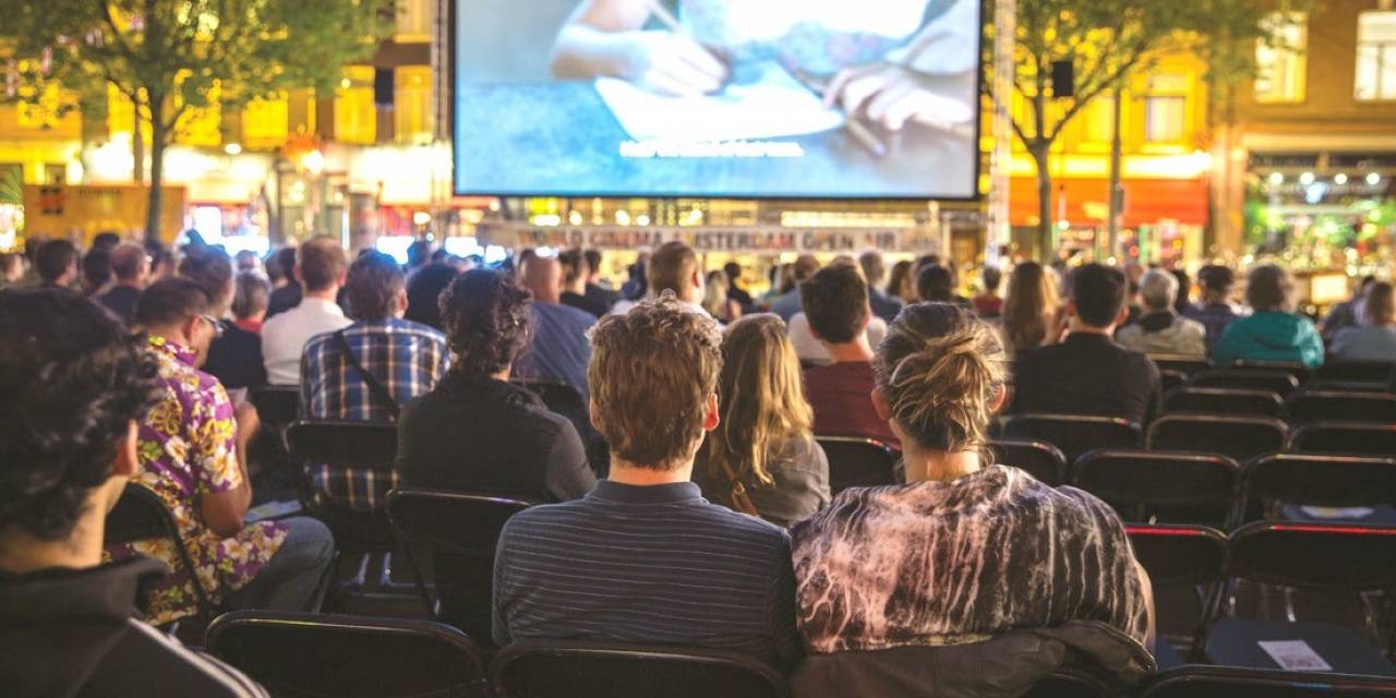 Başer’den Açık Hava Sinemaları Projesi