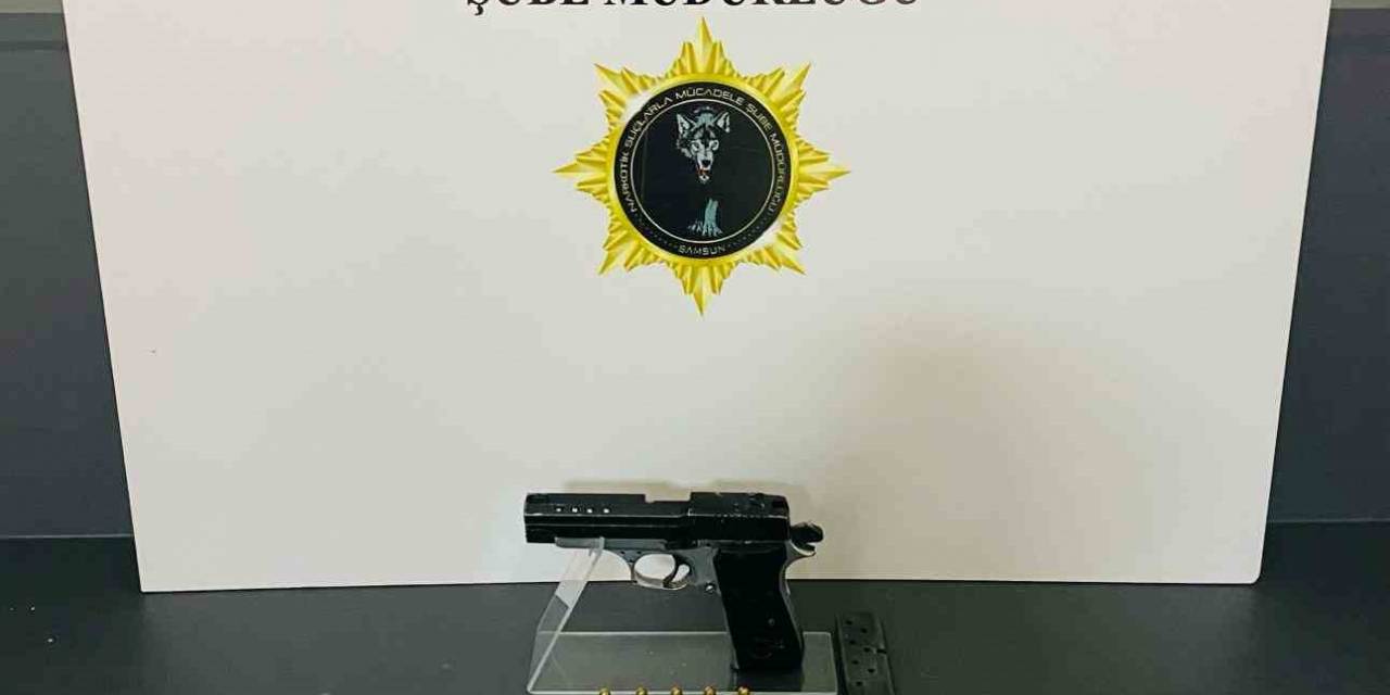 Apart Daireye Uyuşturucu Operasyonu: 5 Kişi Yakalandı