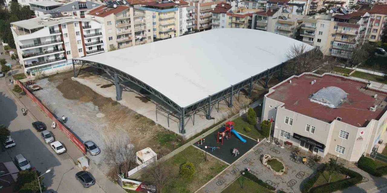 Efeler’de Adnan Menderes Kapalı Pazar Yeri Hizmete Giriyor