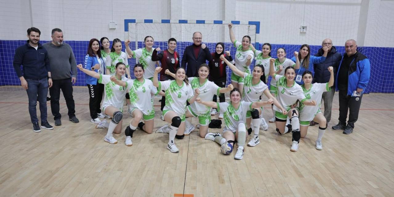 Sivas Belediyespor Hentbol Takımı Play-off’a Yükseldi