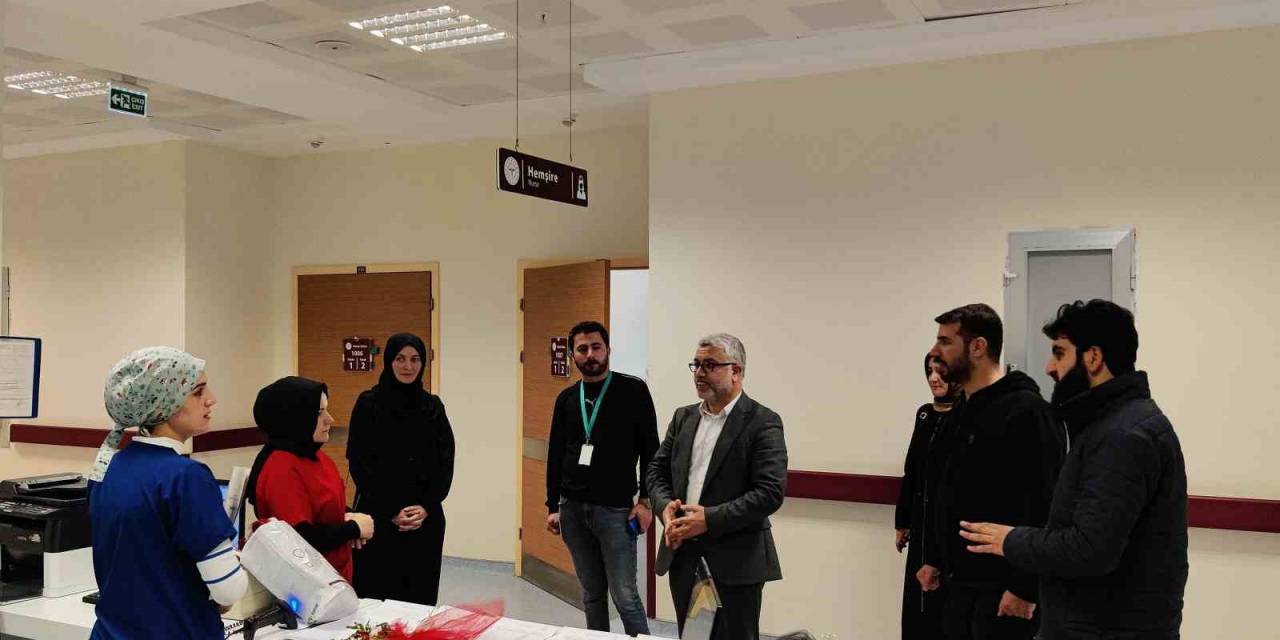 Silvan’da Hasta Ziyareti Sonrası Odalara Seccade Bırakıldı