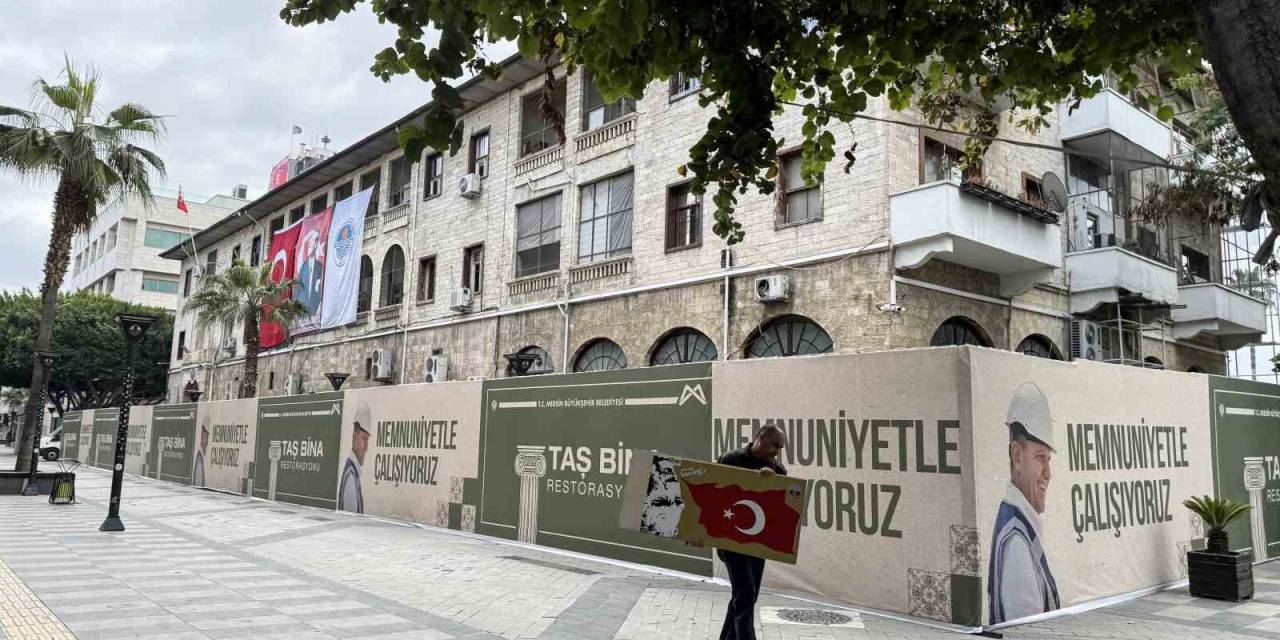 Mersin Büyükşehir Belediyesi, Yeni Binasında Hizmet Vermeye Başladı