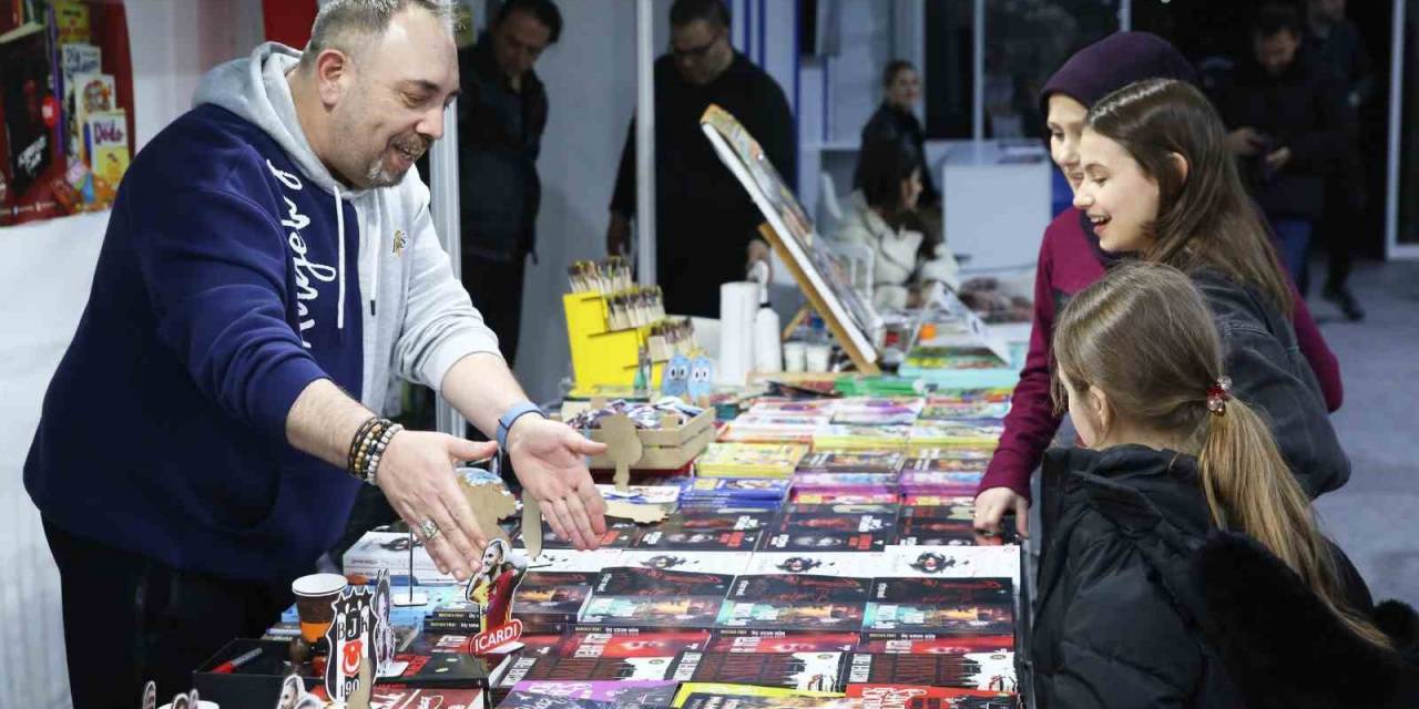 Eyüpsultan’da Her Yaştan Kitapsever Kitap Fuarında Buluşuyor