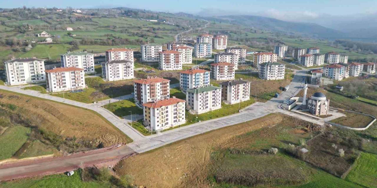 Toki’den Kocaeli’de Gerçekleştirilen Anahtar Teslim Töreninde Arbede Yaşandığı İddialarına Yalanlama