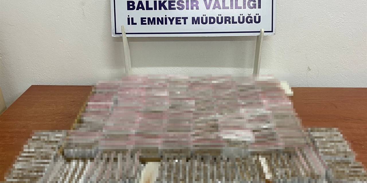 Balıkesir’de 5 Bin 980 Adet Kaçak Makarona Doldurulmuş İçime Hazır Sigara Ele Geçirildi