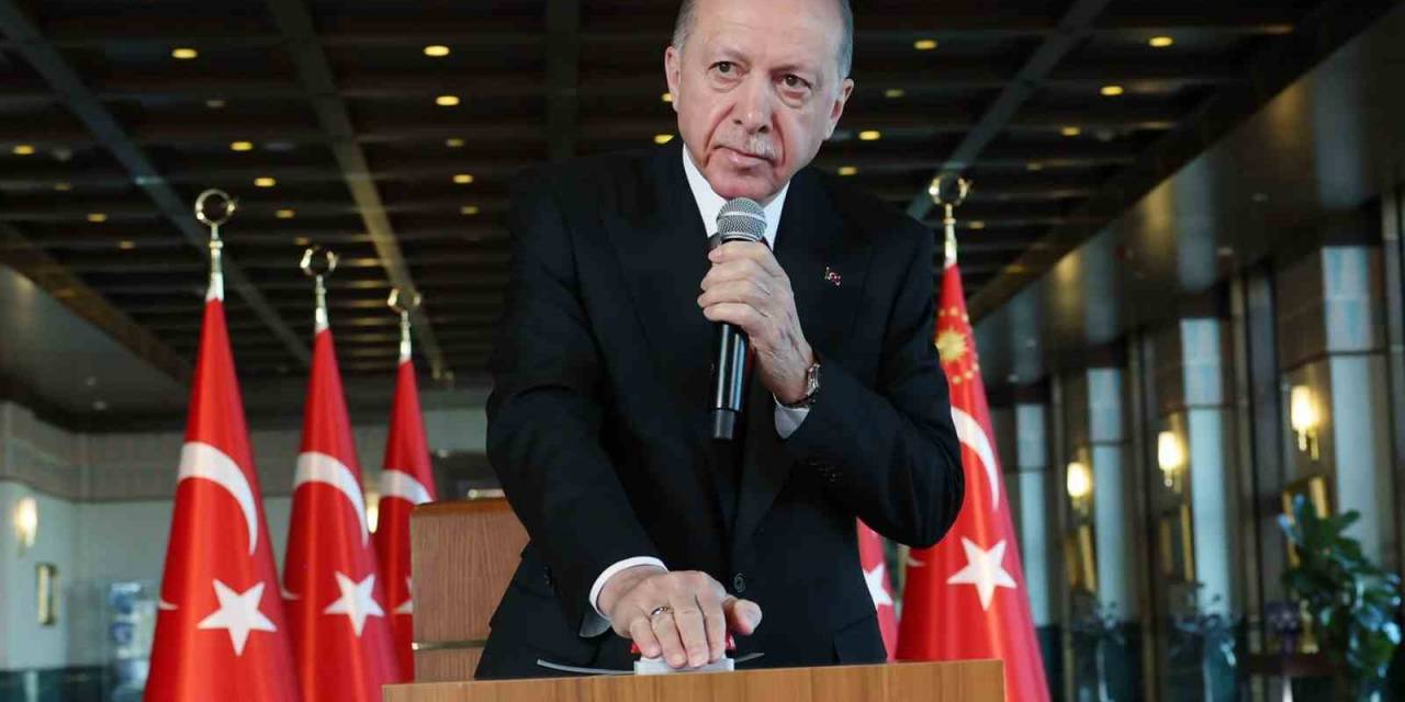 Cumhurbaşkanı Erdoğan,  "Depreme Karşı Seferberlik Ruhuyla Çalışmaları Sürdüreceğiz"