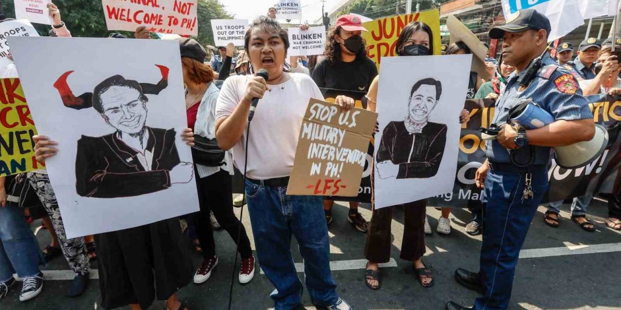 Blinken, Filipinler’de Protesto Edildi: "Savaş Suçlusu, Hoş Gelmedin"