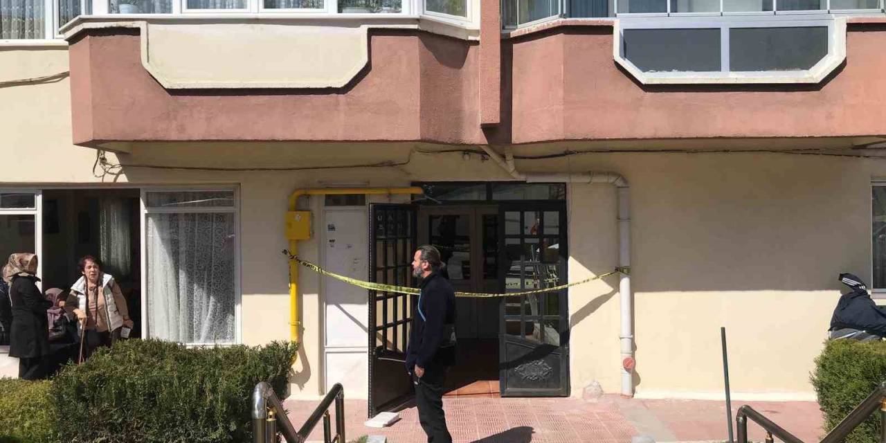 Haber Alınamıyordu, Evinde Ölü Bulundu