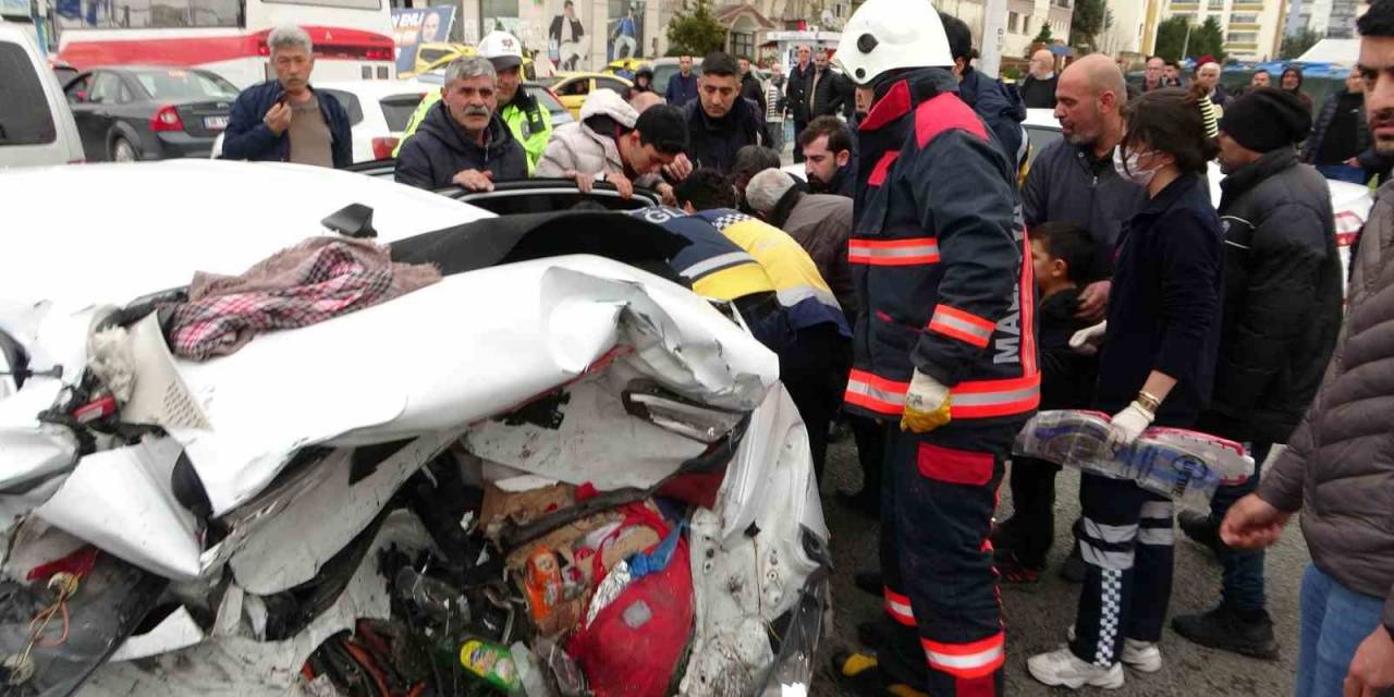 Zincirleme Kazada Can Pazarı: 1’i Ağır 5 Yaralı