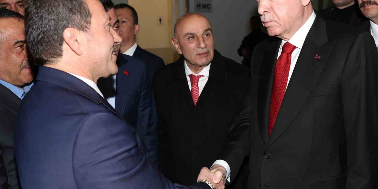 Cumhurbaşkanı Erdoğan, Ramazan Bayram Tatilinin 9 Güne Çıkarıldığını Açıkladı