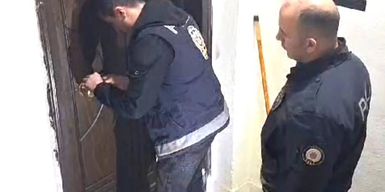 Kütahya’da Kumar Oynatılan Ve Narkotik Madde Bulunan 2 Kıraathane İle 1 Dernek 30 Gün Süreyle Kapatıldı