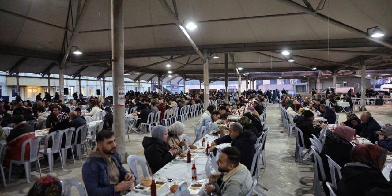 Servi, Gaybiefendi, Meydan Ve Ali Paşa Mahallesi Sakinlerine İftar