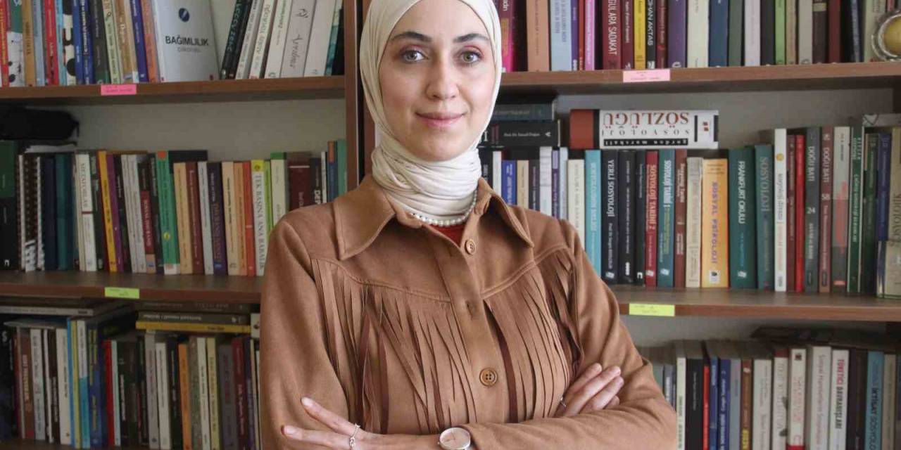 Sosyolog Dr. Tanrıverdi: "Z Kuşağı Rahatlığı Tercih Ediyor"