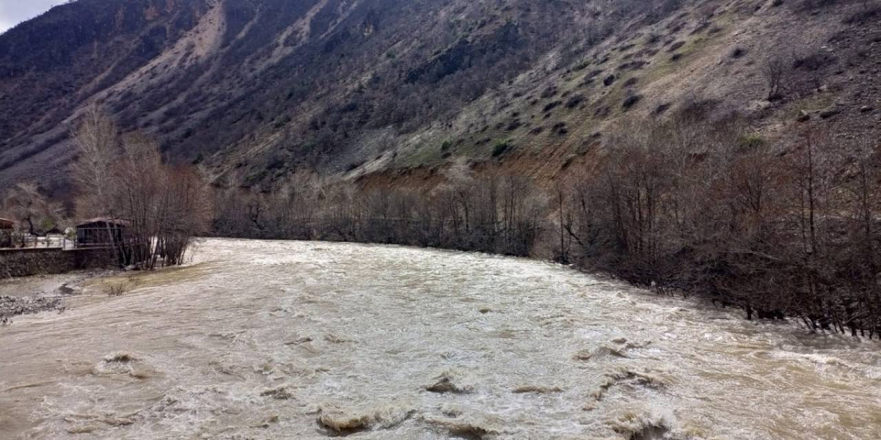 Meteorolojiden Çok Sayıda İl İçin Kuvvetli Yağış Uyarısı