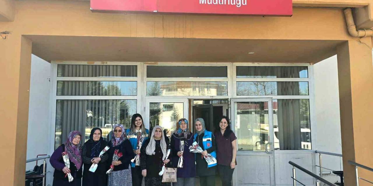 Huzurevi Sakinleri Ağız Ve Diş Sağlığı Eğitimi