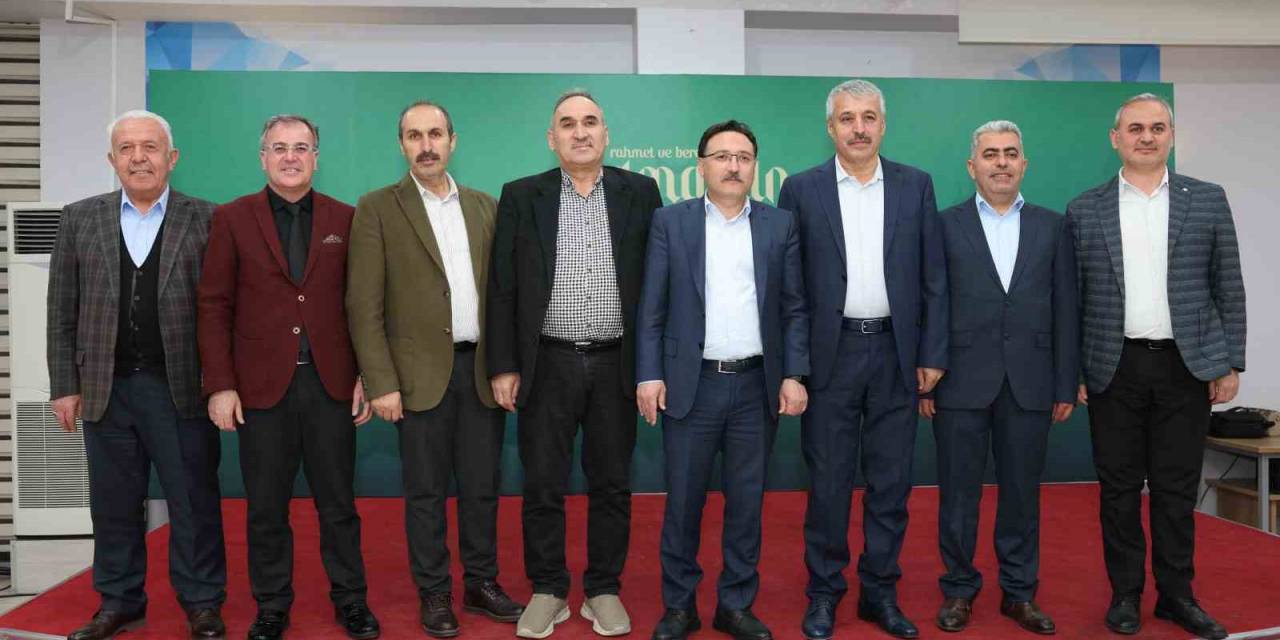 Hacılarlı Sanayici Ve İş İnsanları, Hacılar Kültür Yardım Ve Dayanışma Vakfı’nın İftarında Buluştu