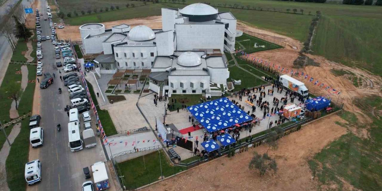 Büyükşehir, Cengiz Bektaş Kent Belleği Ve Kültür Merkezi’nin Tanıtımını Gerçekleştirdi