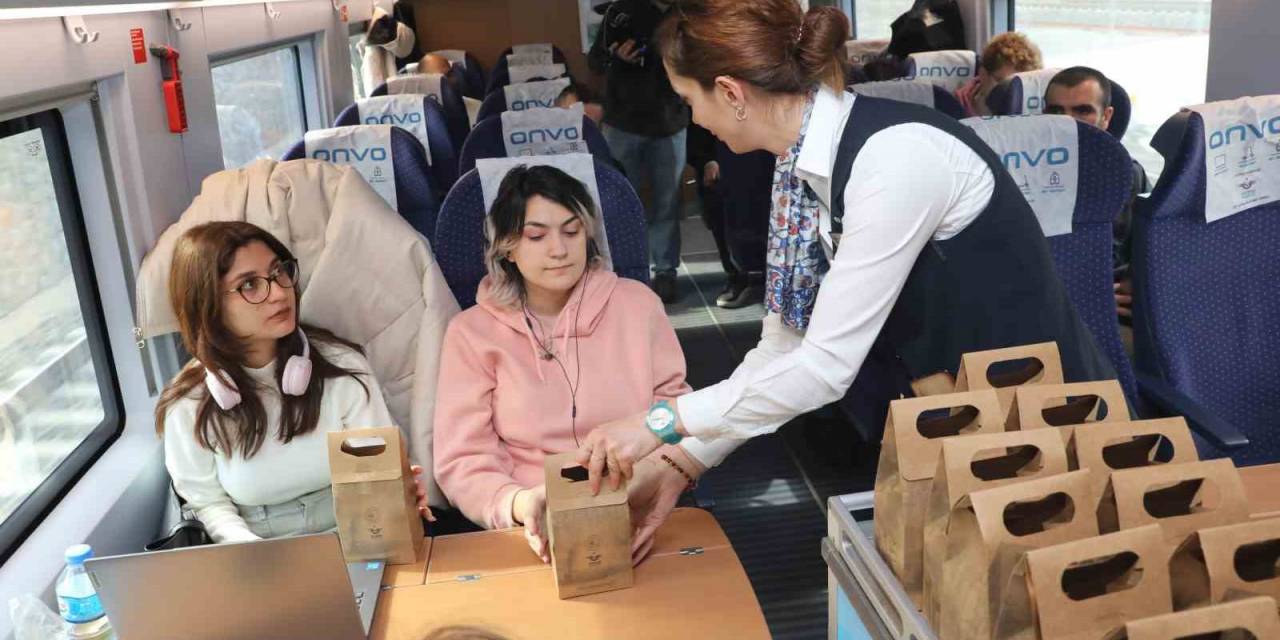 Tcdd Taşımacılıktan Örnek Davranış