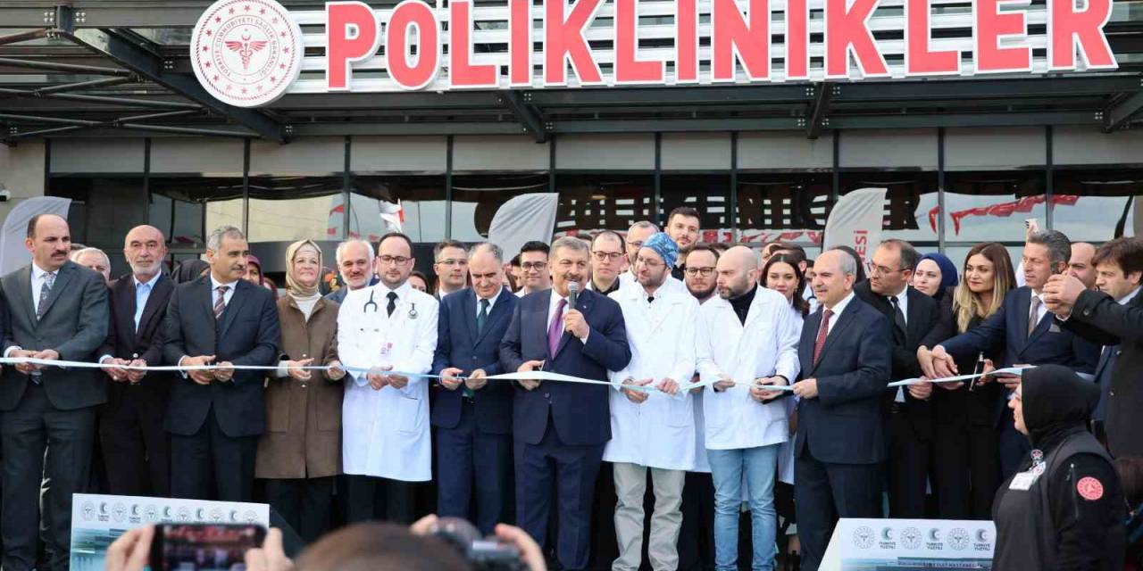 Bakan Koca: “Hastaların Dörtte Biri Artık Şehir Hastanelerimizde Tedavi Ediliyor”