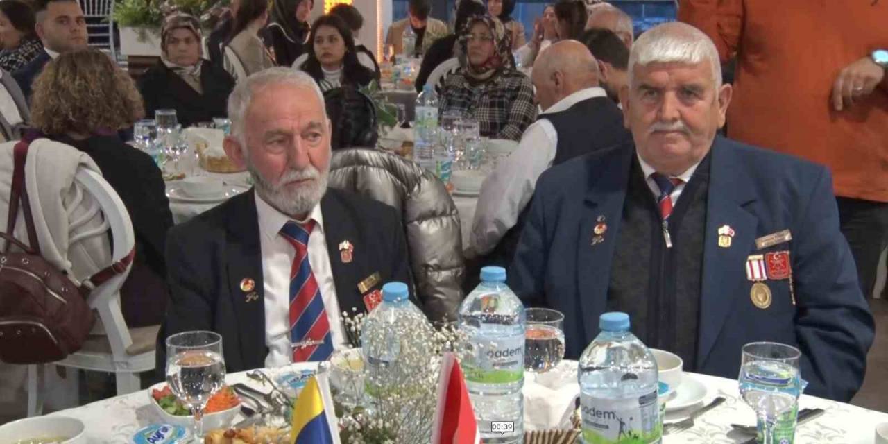 Ankara Fenerbahçeliler Derneğinden Anlamlı İftar