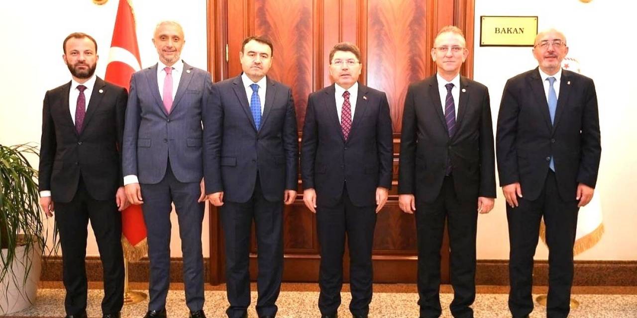 Kütahya Ve İlçelerine Yeni Noterlikler Kuruluyor