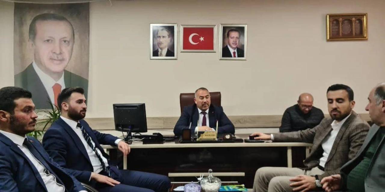 Ak Parti Gençlik Kolları Mkyk Üyesi Çıldır’ı Ziyaret Etti