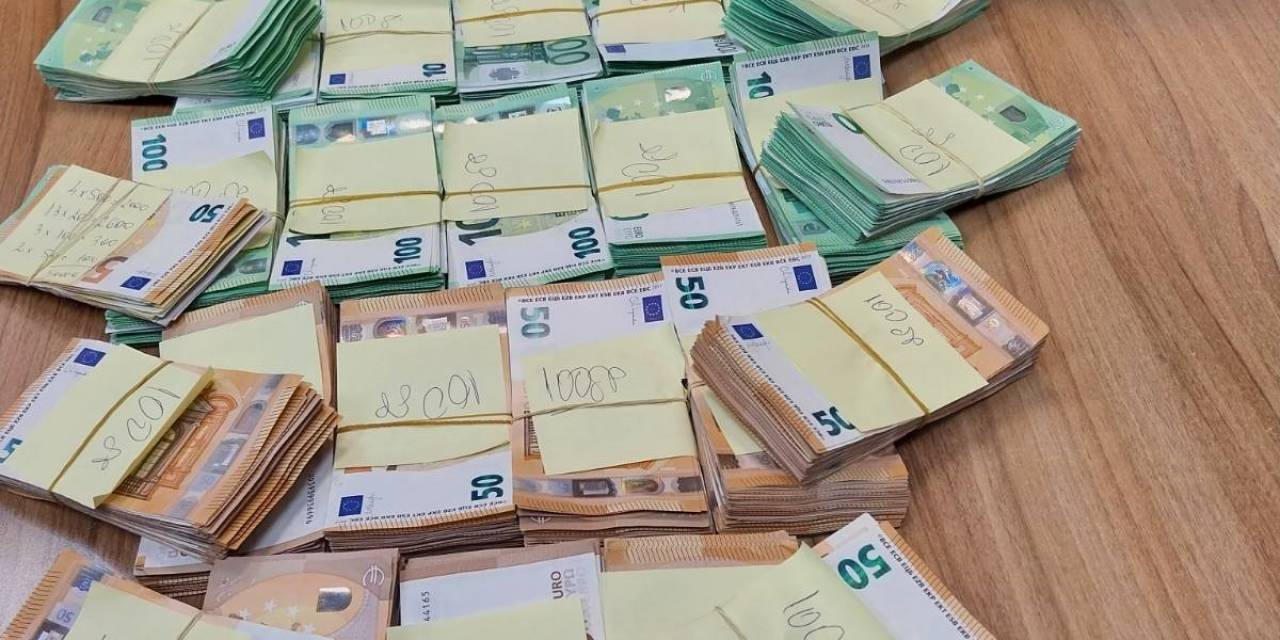 Kapıkule’den Geçen 190 Bin Euro Bulgar Gümrüğüne Takılı