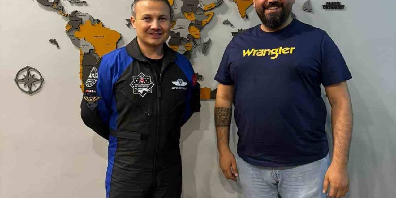 Alper Gezeravcı, Adana Kebaba Hayran Kaldı