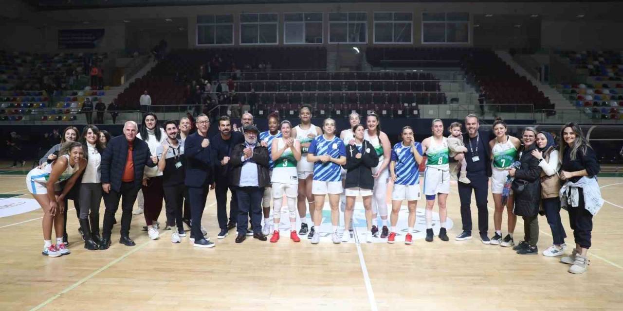 İzmit Belediyespor Kadın Basketbol, Play-off Turunda Galatasaray İle Eşleşti