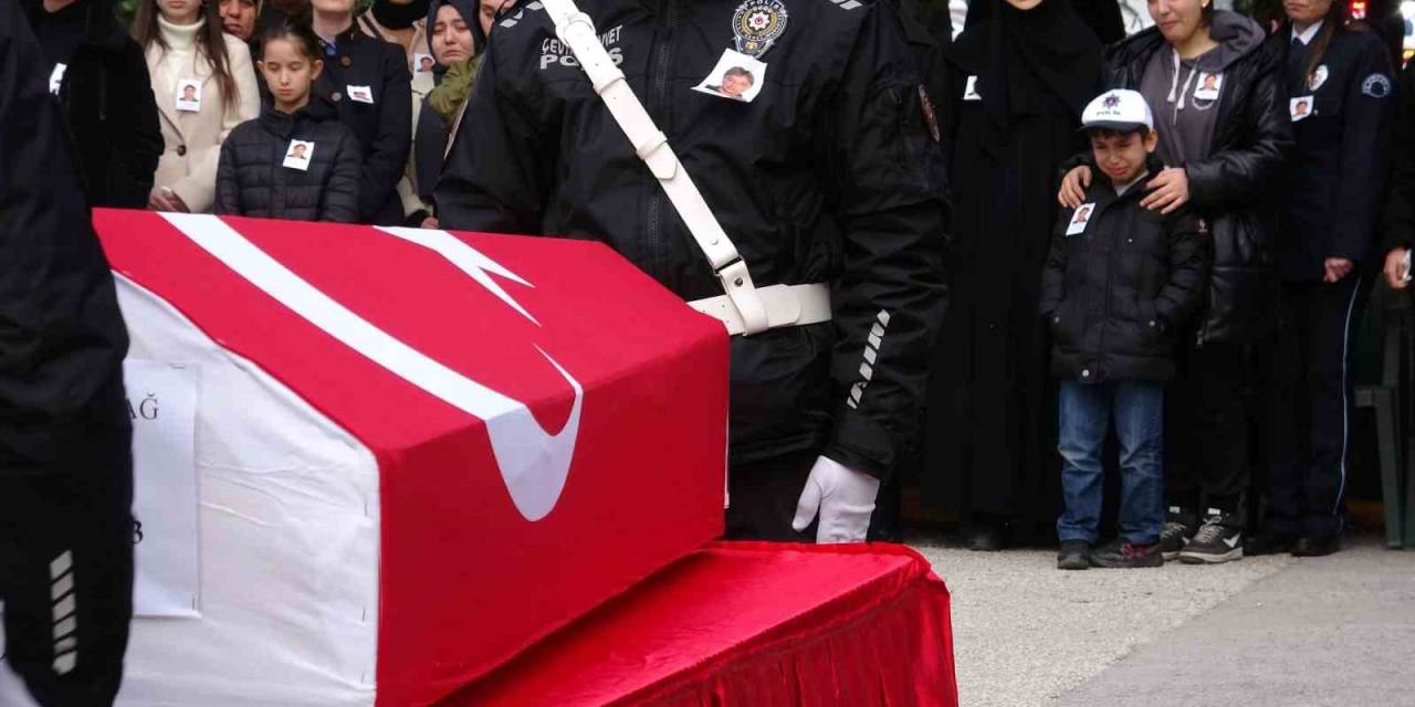 Tokat’ta, 2 Sivaslı Polis Memuru 1 Yıl Arayla Aynı Günde Kalbine Yenik Düştü