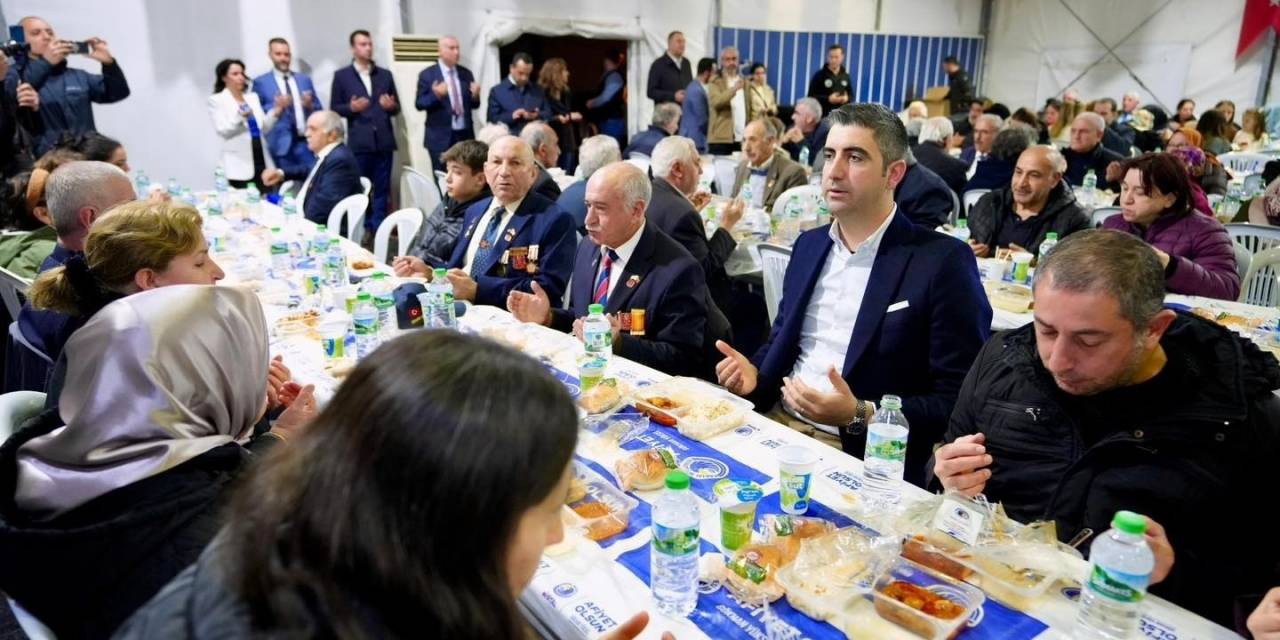 Başkan Yüksel, Şehit Aileleri Ve Gaziler İle İftar Yemeğinde Buluştu