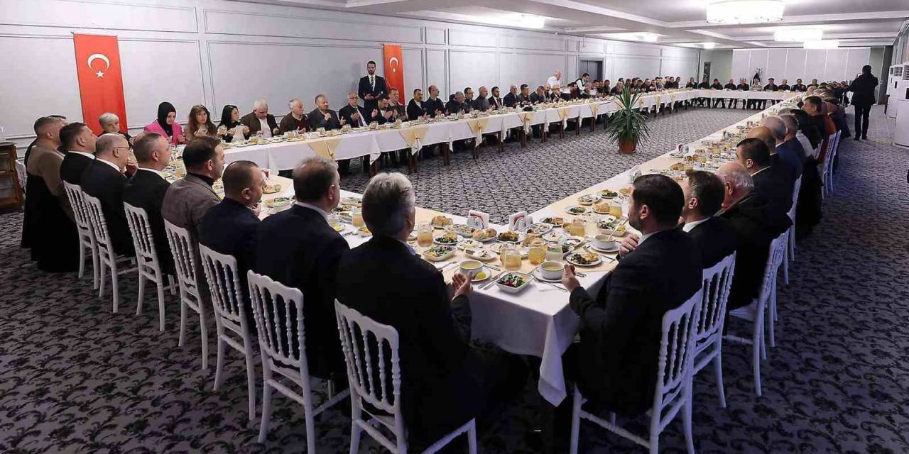 Cumhur İttifakı İftarda Bir Araya Geldi