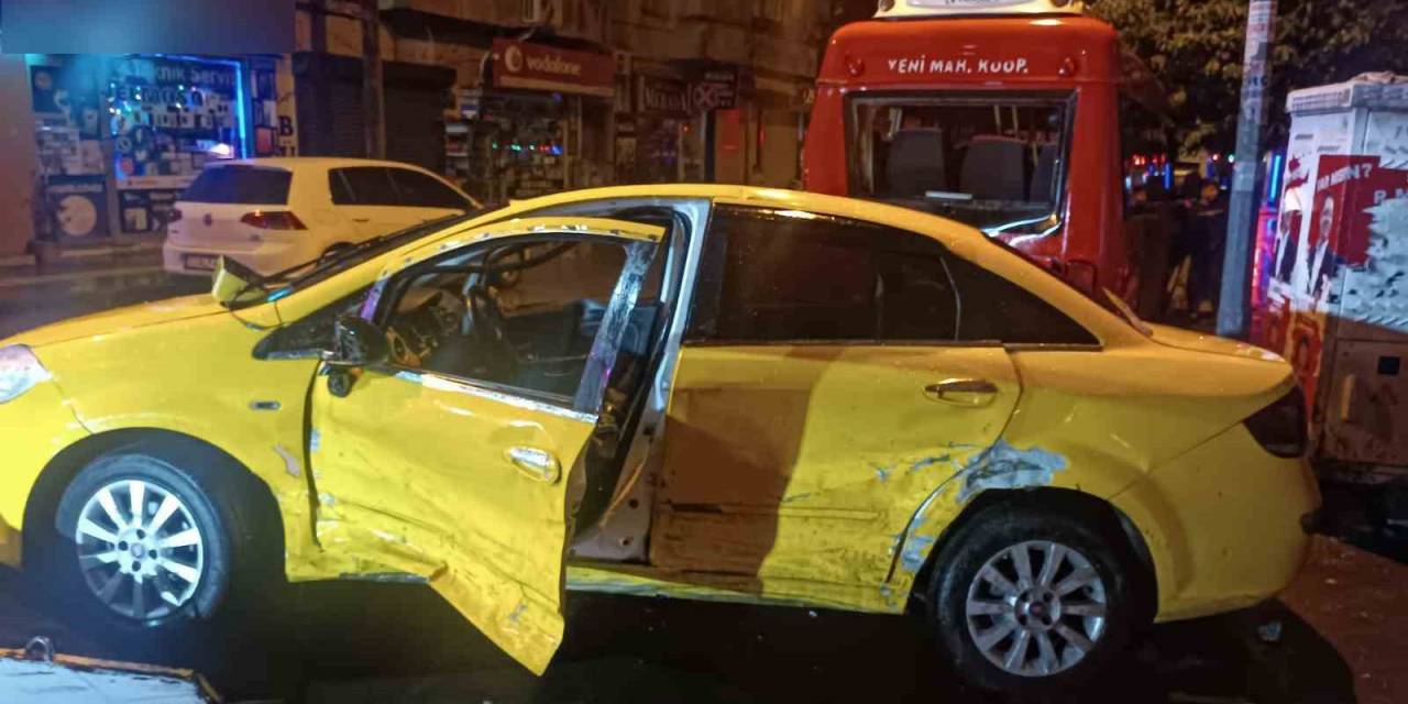 Mersin’de Zincirleme Kazada 2 Kişi Yaralandı