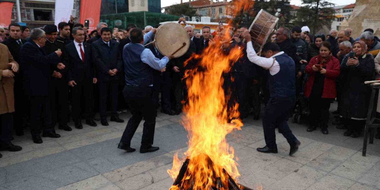 Cacabey’in Gölgesinde Nevruz Kutlandı