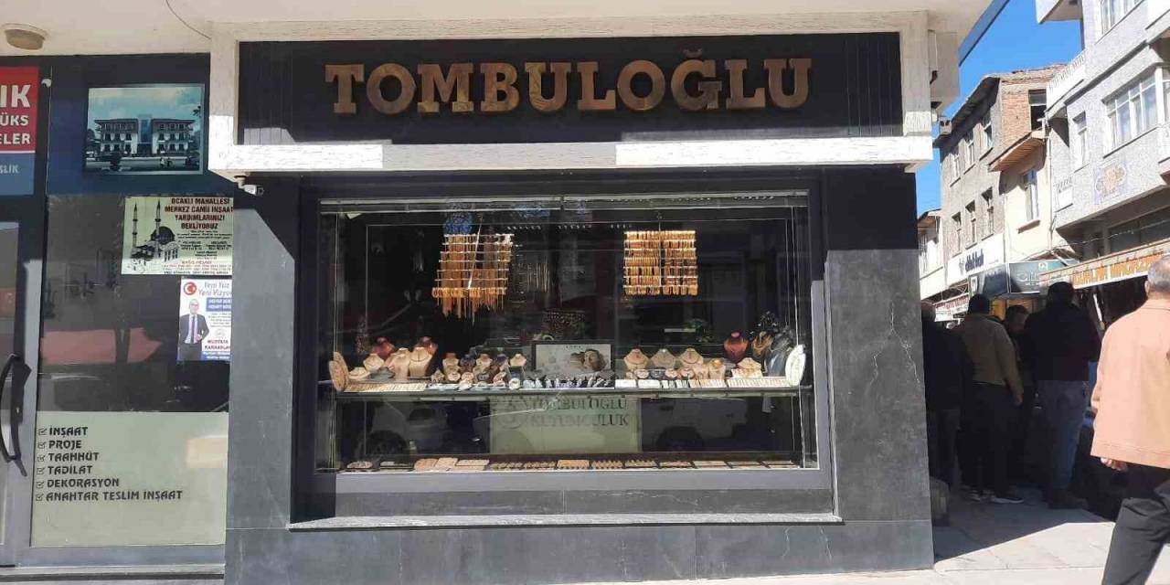 Dinar’da Silahlı Soygun Girişimi