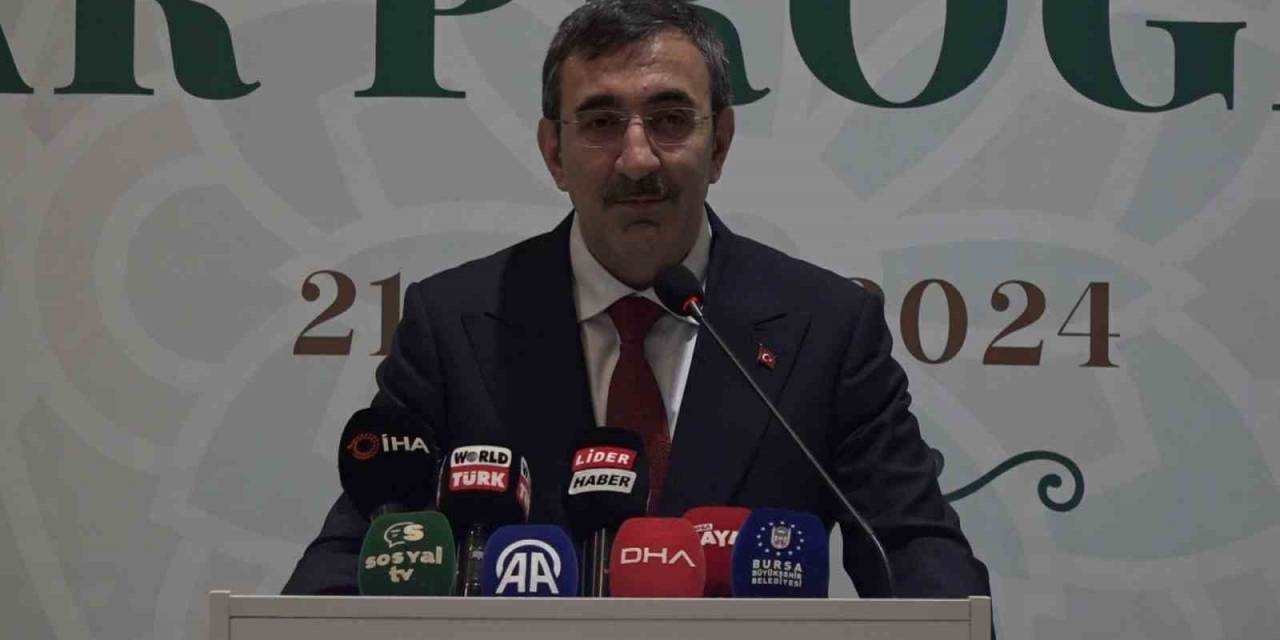 Cumhurbaşkanı Yardımcısı Yılmaz: “Masa Başında Oturup Memleketi Yöneten Bir Ekip Olmadık”