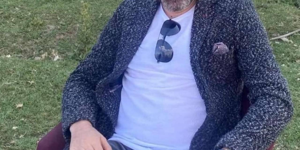 Belediye Otobüsünün Çarptığı Yerel Sanatçı Hayatını Kaybetti