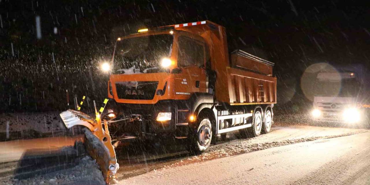 Erzincan’ın Yüksek Kesimlerinde Kar Yağışı Etkili Oldu