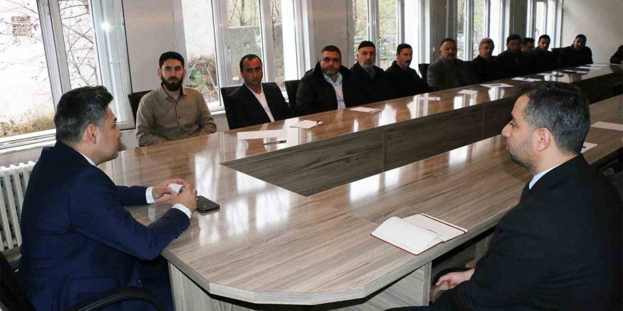 Kaymakam Özçelik: “İmamlarımızın Hem Dini Hem De Milli Sorumlulukları Vardır”