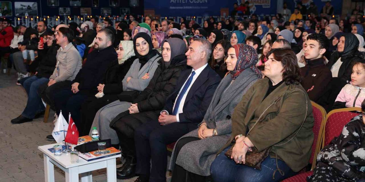 Sultangazi’de Ramazan Etkinliklerinin Konuğu Bekir Develi Oldu