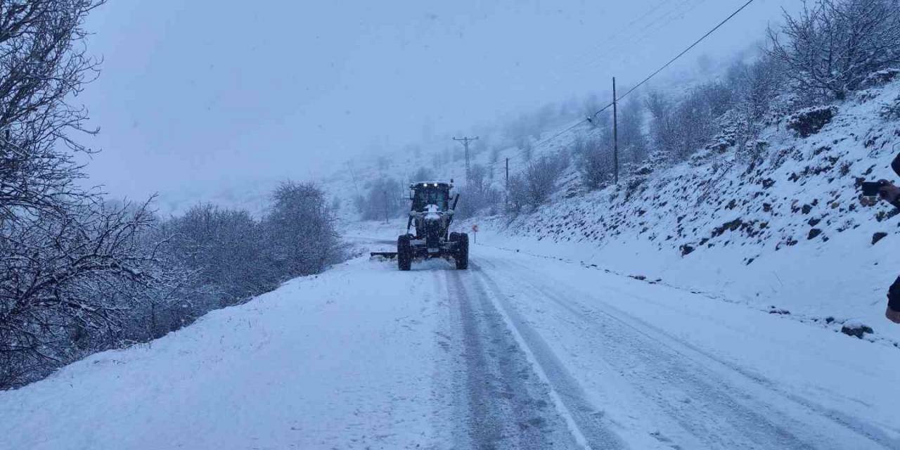 Sivas’ta 109 Köy Yolu Ulaşıma Kapandı