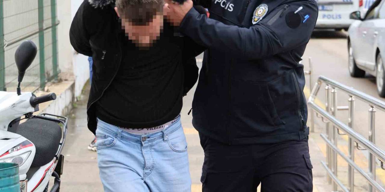 Genç Kızı Toplu Taşıma Aracında Taciz Eden Şahıs Tutuklandı