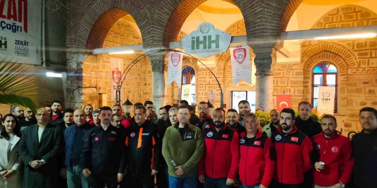 Arama Kurtarma Ekipleri İftarda Buluştu