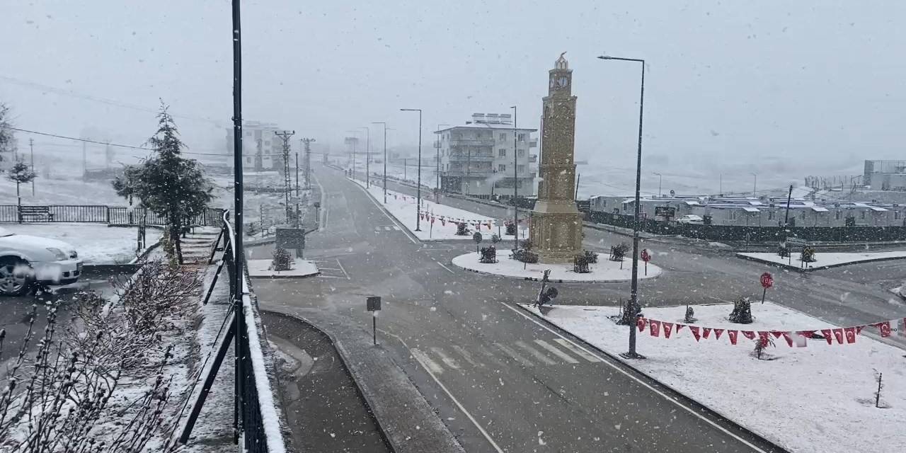 Adıyaman’ın Sincik İlçesine Kış Yeniden Geldi