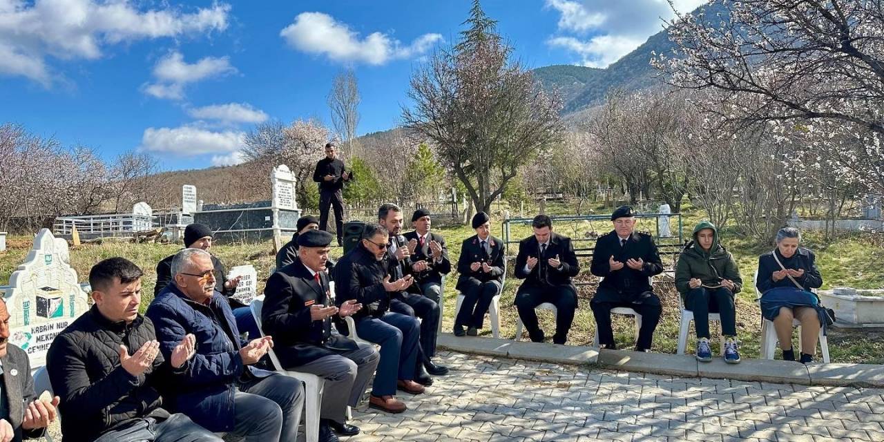 Şehit Yılmaz Tankül Mezarı Başında Anıldı