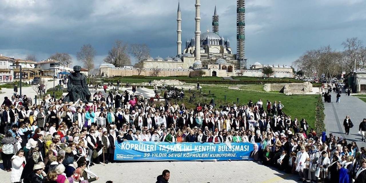 Edirne’ye 2 Bin Kadın Aynı Anda Ayak Bastı
