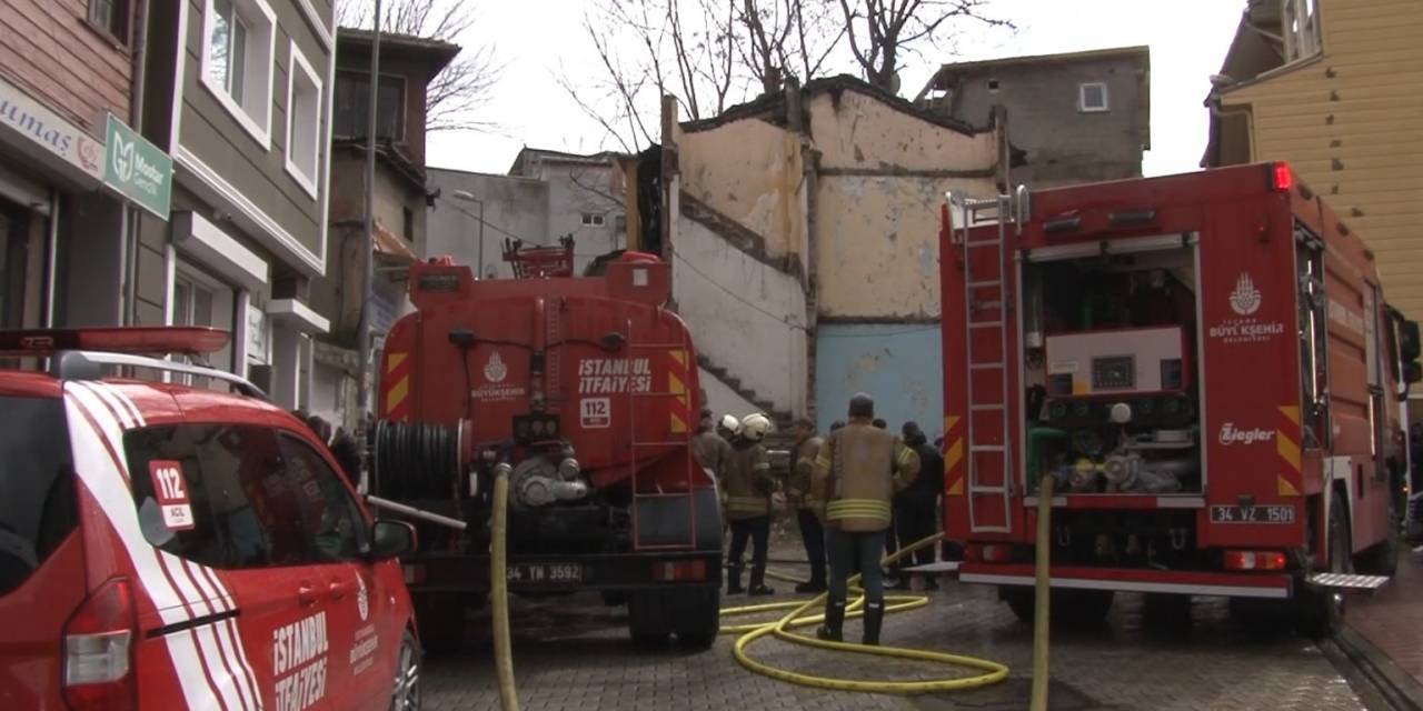Fatih’te 3 Katlı Binada Yangın: 1 Ölü